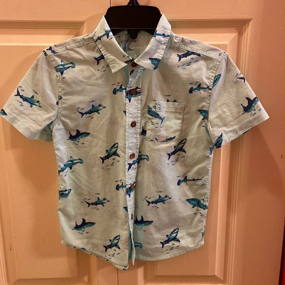 EUC Boys shirt, size 6